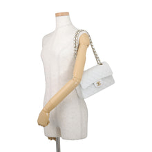Load image into Gallery viewer, CHANEL Matelasse W Flap ChainShoulder Bag WhiteA01113 Caviar Leather Size 23
