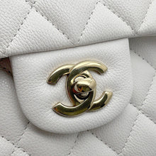Load image into Gallery viewer, CHANEL Matelasse W Flap ChainShoulder Bag WhiteA01113 Caviar Leather Size 23
