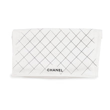 Load image into Gallery viewer, CHANEL Matelasse W Flap ChainShoulder Bag WhiteA01113 Caviar Leather Size 23
