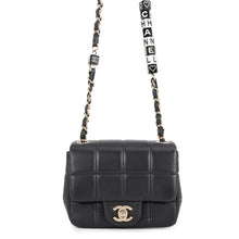 将图像加载到图库查看器中，CHANEL Chocolate Bar Mini Flap Chain Shoulder Bag BlackAS3744 Lambskin Size Mini
