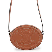 将图像加载到图库查看器中，CELINE Triomphe Oval Shoulder Bag Tan101703DPQ Calf Leather
