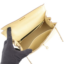Load image into Gallery viewer, HERMES Kelly Sellier Jaune Poussin Epsom Size 25
