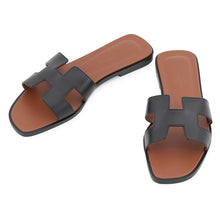 Load image into Gallery viewer, HERMES Oran Sandals Black/Brown Box Calf Leather Size 37H
