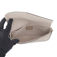 Load image into Gallery viewer, LOUIS VUITTON Felicie Pochette Tourterelle/ClaimM82610 Monogram Empreinte Leather
