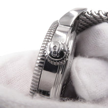 Load image into Gallery viewer, BREITLING Superocean Heritage 42 Stainless Steel Silver DialA1732116/G717

