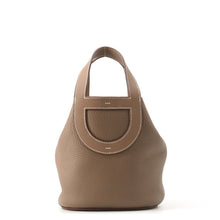 将图像加载到图库查看器中，HERMES In the loop Etoupe Taurillon Clemence Swift Leather Size 18
