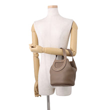 将图像加载到图库查看器中，HERMES In the loop Etoupe Taurillon Clemence Swift Leather Size 18
