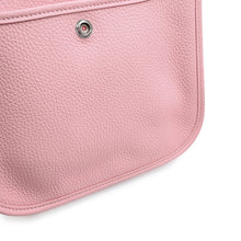 Load image into Gallery viewer, HERMES Evelyne3 Rose Sakura Taurillon Clemence Size 23
