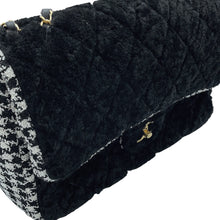 Load image into Gallery viewer, CHANEL Paris 31 Louis Cambon Chain Shoulder Bag Black Shearling Sheep Tweed Leather
