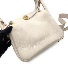 Load image into Gallery viewer, HERMES Lindy Craie Taurillon Clemence Size Mini

