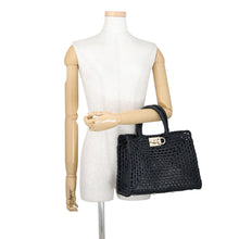 Load image into Gallery viewer, Ferragamo Studio Handbag Black211101 Raffia

