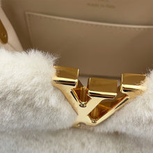 Load image into Gallery viewer, LOUIS VUITTON Capsnow Capucines CreamM26324 Shearling
