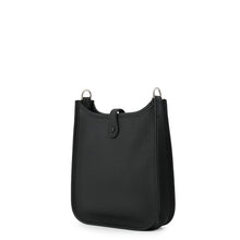 Load image into Gallery viewer, HERMES Evelyne Long Black Taurillon Clemence Size TPM

