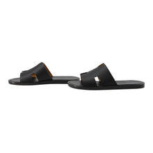 Load image into Gallery viewer, HERMES Izmir Sandals Black Calf Leather Size 40
