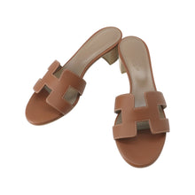 Load image into Gallery viewer, HERMES Oazis Sandals GoldH071002Z03360 Calf Leather Size 36

