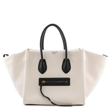Load image into Gallery viewer, CELINE Luggage Phantom Tote Bag Natural/Black169952AEL.01BC Canvas Leather Size Medium
