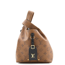 Load image into Gallery viewer, LOUIS VUITTON Atlantis BrownM46816 Monogram Reverse Canvas Size BB
