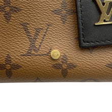 Load image into Gallery viewer, LOUIS VUITTON Atlantis BrownM46816 Monogram Reverse Canvas Size BB
