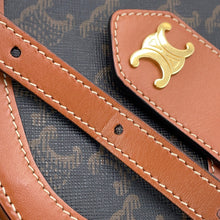 Load image into Gallery viewer, CELINE Triomphe Heart Tambour Shoulder Bag Tan198212BZJ.04LU PVC Leather
