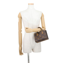 Load image into Gallery viewer, LOUIS VUITTON Onthego RedM46839 Monogram Reverse Canvas Size BB

