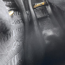 将图像加载到图库查看器中，PRADA Bonnie Mini Handbag Black1BA486_2CYR_F0002_V_OOM Leather Size Mini
