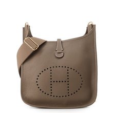 Load image into Gallery viewer, HERMES Evelyne3 Etoupe Taurillon Clemence Size PM
