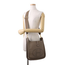Load image into Gallery viewer, HERMES Evelyne3 Etoupe Taurillon Clemence Size PM
