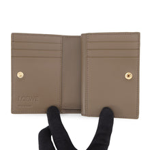 Load image into Gallery viewer, LOEWE Anagram Compact Wallet Taupe GreyC821NCWX03 3170 Pebble Grain Calf Leather
