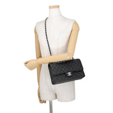 Load image into Gallery viewer, CHANEL Matelasse W Flap ChainShoulder Bag BlackA01112 Caviar Leather Size 25

