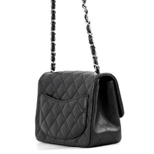 将图像加载到图库查看器中，CHANEL Mini Matelasse ChainShoulder Bag BlackA35200 Caviar Leather Size Mini
