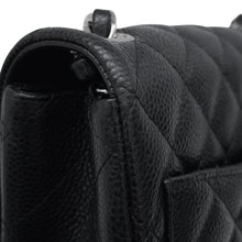 将图像加载到图库查看器中，CHANEL Mini Matelasse ChainShoulder Bag BlackA35200 Caviar Leather Size Mini
