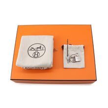 Load image into Gallery viewer, HERMES Picotin Lock Black Taurillon Clemence Size PM
