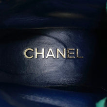 将图像加载到图库查看器中，CHANEL CC Logo Combat Boots Navy/GreenG36536 Suede leather Size 37 1/2 C
