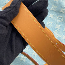 将图像加载到图库查看器中，LOUIS VUITTON Carryall NM Sky BlueDenimM11462 Monogram Denim Size PM
