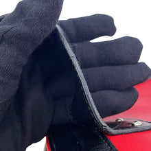 将图像加载到图库查看器中，LOUIS VUITTON Petite Mal Souple Soft Red/Noir Leather Size MM
