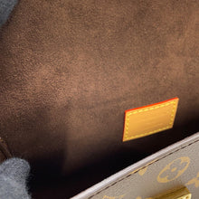 将图像加载到图库查看器中，LOUIS VUITTON Pochette Camille BrownM13566 Monogram
