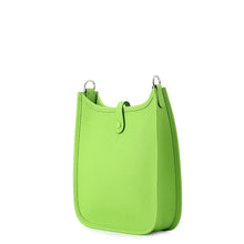 Load image into Gallery viewer, HERMES Evelyne Long Granny Taurillon Clemence Size TPM
