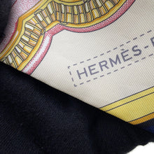 Load image into Gallery viewer, HERMES Twilly GRAND APPARAT Ivoire/Marine/Rose Silk100%
