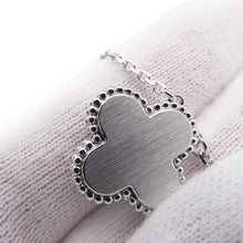 Load image into Gallery viewer, Van Cleef &amp; Arpels Vintage Alhambra 1PDNecklace Holiday 2022 CollectionVCARP9RU00 18K White Gold
