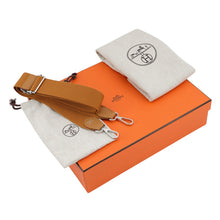 Load image into Gallery viewer, HERMES Evelyne3 Sesame Taurillon Clemence Size 23
