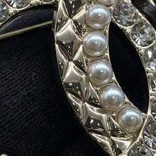 Load image into Gallery viewer, CHANEL CC Logo Brooch Champagne GoldAB8609 Metal Faux Pearl Rhinestone Leather
