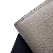 Load image into Gallery viewer, LOEWE Anagram Long Wallet Beige107N55.F13 Calf Leather
