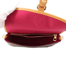 将图像加载到图库查看器中，LOUIS VUITTON Diane NM FuchsiaM46049 Monogram Size PM
