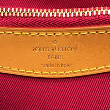 将图像加载到图库查看器中，LOUIS VUITTON Diane NM FuchsiaM46049 Monogram Size PM
