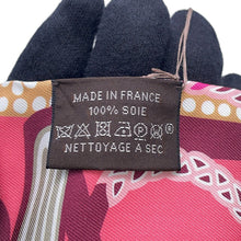 Load image into Gallery viewer, HERMES Twilly Fantasia d'Etriers Fantaisie d'Etriers Rosevif/Prune/Beige Silk100%
