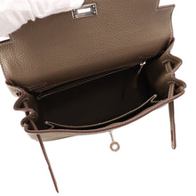Load image into Gallery viewer, HERMES Kelly Retourne Etoupe Togo Leather Size 25
