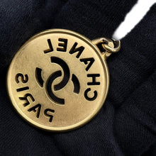 将图像加载到图库查看器中，CHANEL CHANEL 22 BlackAS3260 shiny calf Size Small
