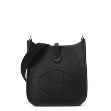 将图像加载到图库查看器中，HERMES Evelyne Long Black Taurillon Clemence Size TPM
