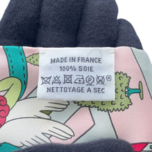 将图像加载到图库查看器中，HERMES Twilly New Lovers in Paris Les Nouveaux Amoureux de Paris Rose Vif / Menthol / Bordeaux Silk100%
