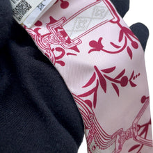 Load image into Gallery viewer, HERMES Twilly Stirrup Remix Etriers Remix Rose・Pearl/Bordeaux/Gris・Perle Silk100%
